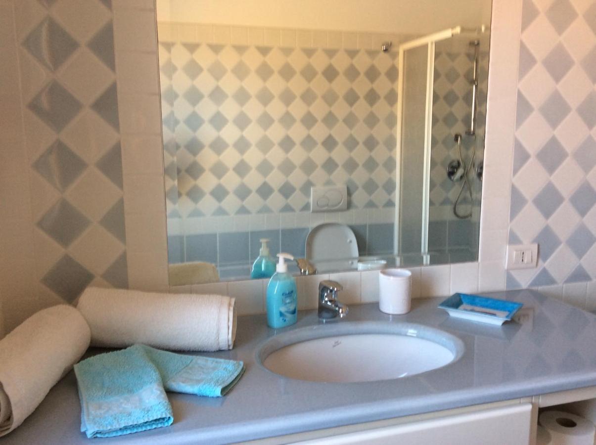 Tiffany Palau Bed & Breakfast Екстериор снимка
