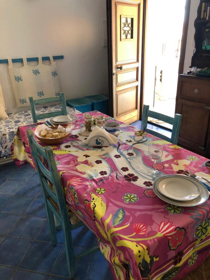 Tiffany Palau Bed & Breakfast Екстериор снимка